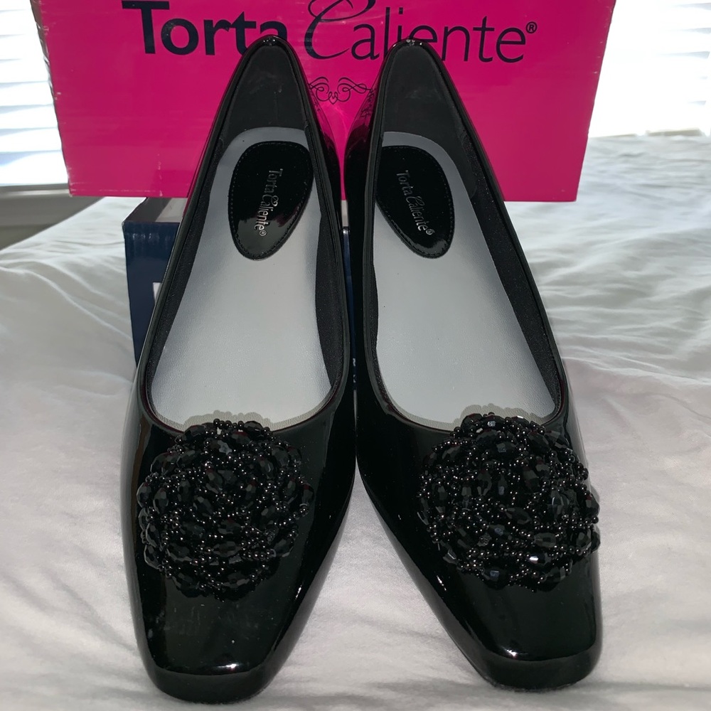 Black patent shoes. Size 9 1/2. Never worn.